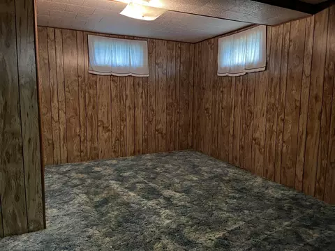 699 Drake, Windom, MN 56101 photo 19