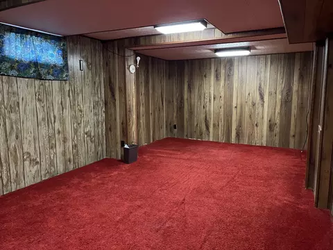 699 Drake, Windom, MN 56101 photo 17