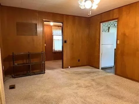 699 Drake, Windom, MN 56101 photo 4