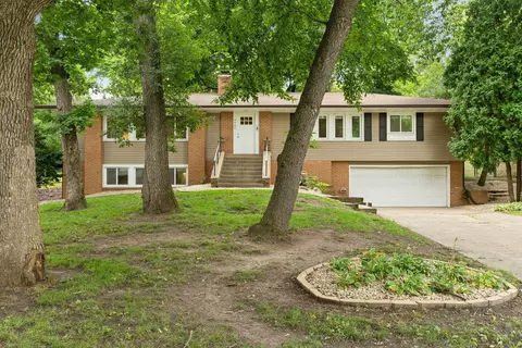 4462 Ellerdale Rd, Minnetonka, MN 55345