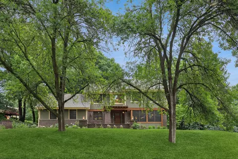 9355 Talus Cir, Eden Prairie, MN 55347
