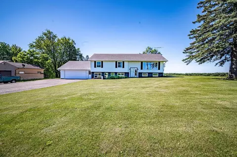 527 South St, Ellsworth, WI 54011