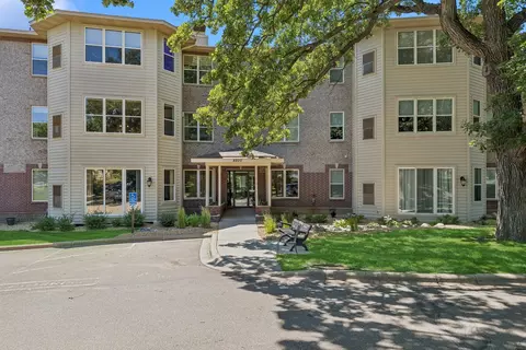 8500 Franlo Rd #302, Eden Prairie, MN 55344