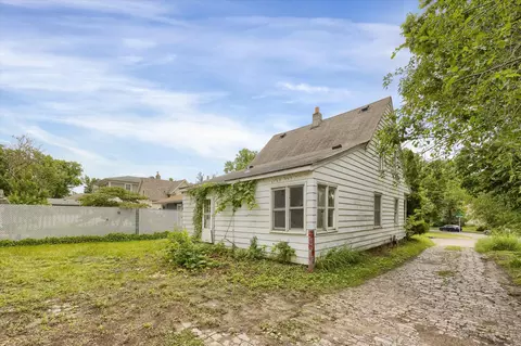 2301 Cole Ave SE, Minneapolis, MN 55414