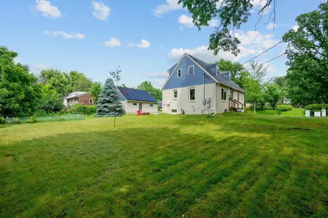 1545 Burns Ave, Saint Paul, MN 55106