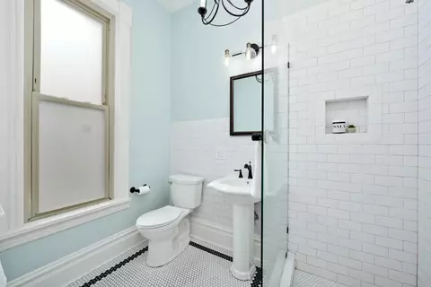 2600 E 22nd St, Minneapolis, MN 55406 photo 17