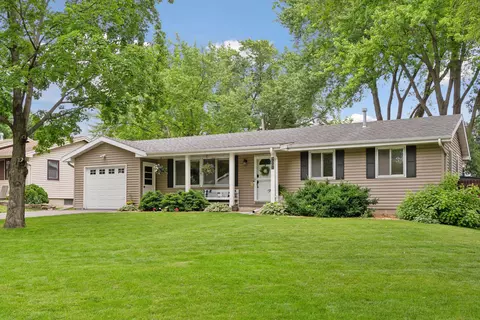 9001 30th Ave N, New Hope, MN 55427
