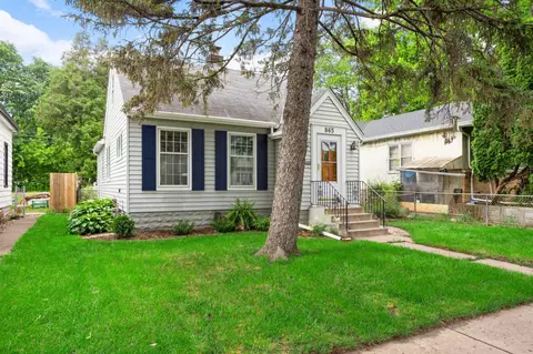 865 Sims Ave, Saint Paul, MN 55106