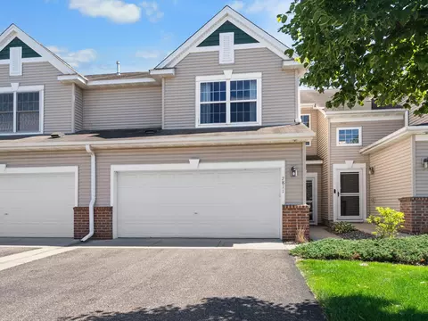 7811 Elm Grove Ave, New Hope, MN 55428