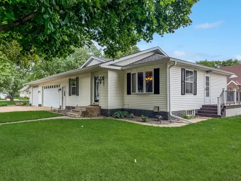 537 Davis Ave, Westbrook, MN 56183