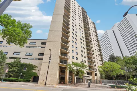 1225 Lasalle Ave #306, Minneapolis, MN 55403
