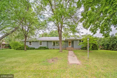 924 Main St W, Cannon Falls, MN 55009