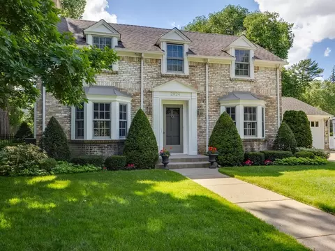 2824 Glenhurst Ave, Saint Louis Park, MN 55416