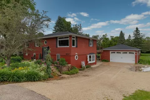 2217 Pinewood Rd SE, Rochester, MN 55904