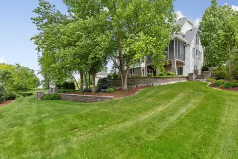 Exterior - 1212 Newhall Dr, Faribault, MN 55021 photo 13 of 21
