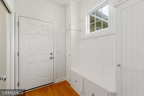 Entry Way - 1212 Newhall Dr, Faribault, MN 55021 photo 5 of 10