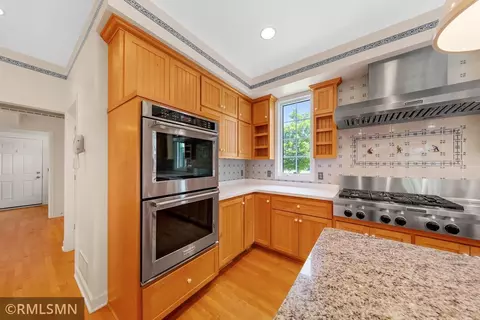 Kitchen - 1212 Newhall Dr, Faribault, MN 55021 photo 4 of 9