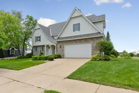 Exterior - 1212 Newhall Dr, Faribault, MN 55021 photo 6 of 21