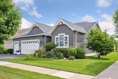 7704 Queensland Ln N, Maple Grove, MN 55311
