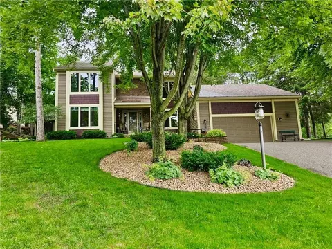 310 Wildwood Ct, Stillwater, MN 55082