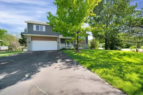 1704 Meadow Ln, Centerville, MN 55038