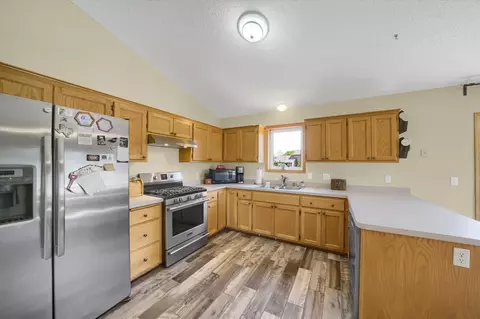 1704 Meadow Ln, Centerville, MN 55038 photo 9