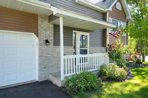 1704 Meadow Ln, Centerville, MN 55038 photo 3