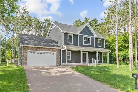 1121 Pinewood Trl, New Richmond, WI 54017