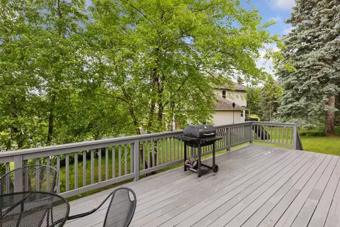 670 Red Pine Ln, Eagan, MN 55123 photo 12