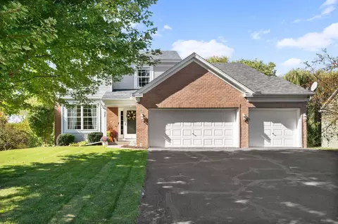 977 Lake Ridge Dr, Woodbury, MN 55129