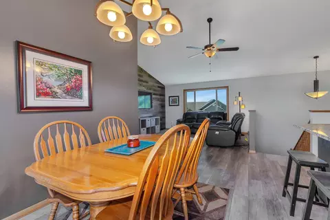 24308 19th Ave, Saint Augusta, MN 56301 photo 9