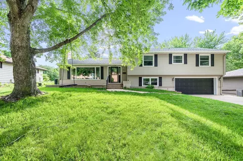 901 S Hampton St, Fairmont, MN 56031