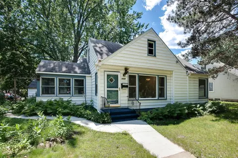 5348 Lilac Dr N, Brooklyn Center, MN 55430