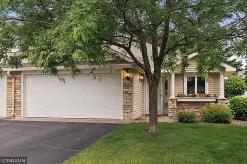 1107 Highpoint Ct #28B, New Richmond, WI 54017