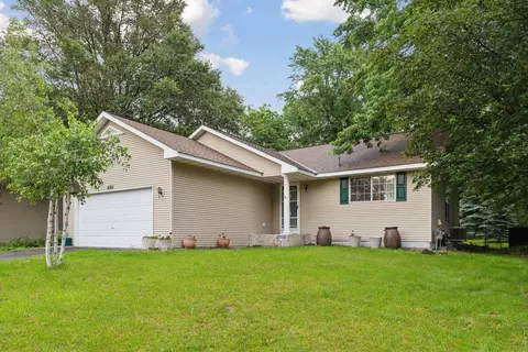 8385 Palm St NW, Coon Rapids, MN 55433