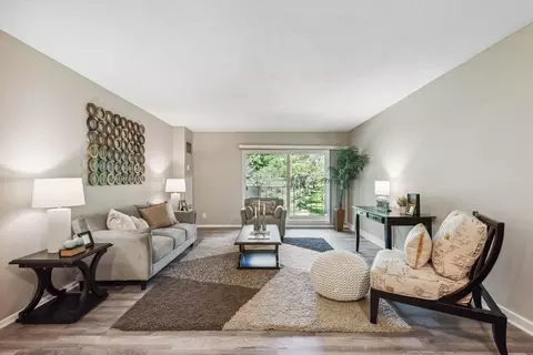 6670 Vernon Ave S #215, Edina, MN 55436