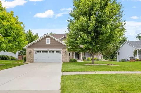 10355 167th St W, Lakeville, MN 55044