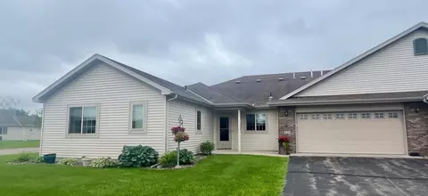 420 Heritage Ct, Waite Park, MN 56387