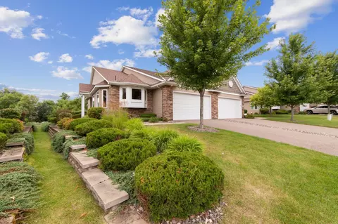 8816 Ghia St NE, Circle Pines, MN 55014