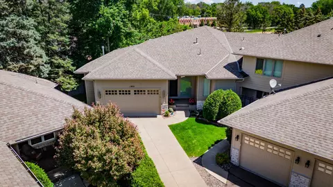 17428 Sanctuary Dr, Wayzata, MN 55391