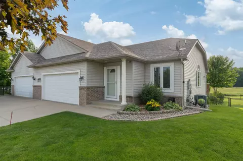 210 Fischer St NW, Montgomery, MN 56069