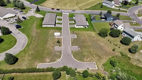 419 4th Ave SE, Saint Joseph, MN 56374