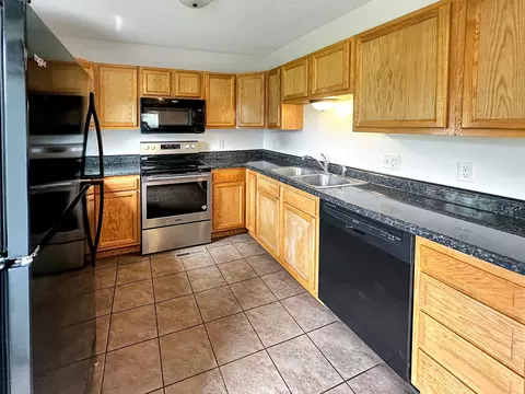 1420 Oak St, Brainerd, MN 56401 photo 2