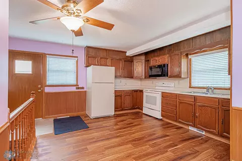 1009 18th St S, Fargo, ND 58103 photo 6