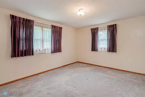 1009 18th St S, Fargo, ND 58103 photo 13