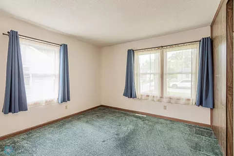 1009 18th St S, Fargo, ND 58103 photo 15