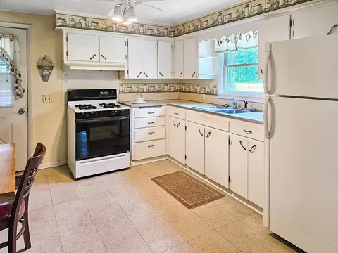 5065 Pine Beach Rd, Brainerd, MN 56401 photo 4