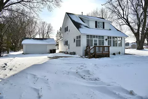 8585 Dale Rd, Woodbury, MN 55129