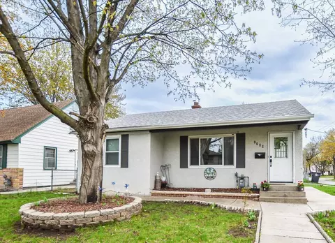 1720 Nebraska Ave E, Saint Paul, MN 55106
