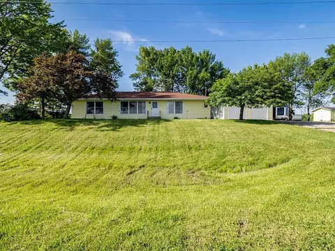 115 Nelson Blvd, Montrose, MN 55363